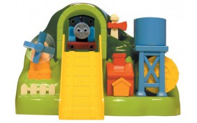 Набор Tomy Паровозик на острове