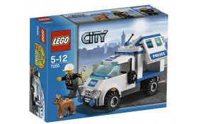 Полицейский наряд и служебная собака Lego City