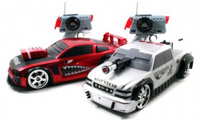 Боевые машины на радиоуправлении JADA: Ford Mustang GT2006 и Chevy Silverado Dooley1999