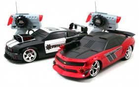 Боевые машины на радиоуправлении JADA: Mustang GT 2006 и Camaro SS 2010